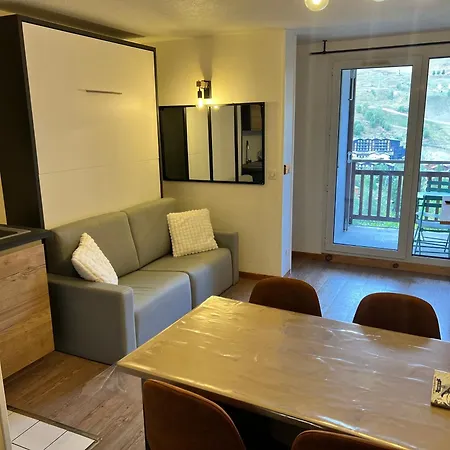 Renove, 4 Personnes, Pied Des Pistes * レ・デュー・アルプ