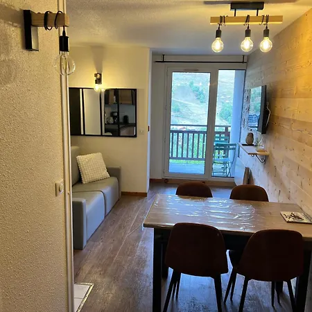Renove, 4 Personnes, Pied Des Pistes レ・デュー・アルプ