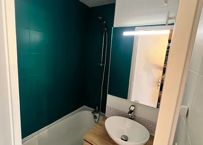 Renove, 4 Personnes, Pied Des Pistes Апартаменты *