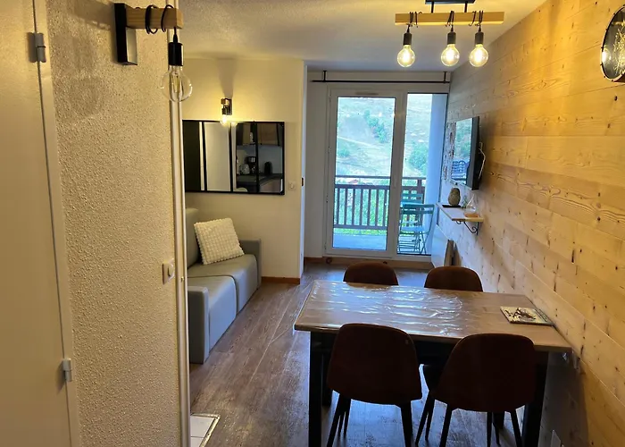 Renove, 4 Personnes, Pied Des Pistes Ле дез Альп